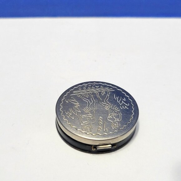 Antique Rare Tattoo Rouge Powder Compact with Makeup Inside - Picture 4 of 6